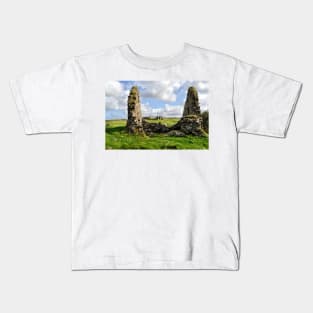 Finlaggan: the seat of the Lords of the Isles and of Clan Donald - Islay Kids T-Shirt